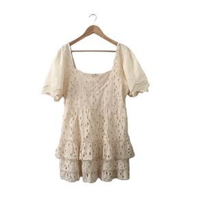 VERSONA MIDI DRESS NWT